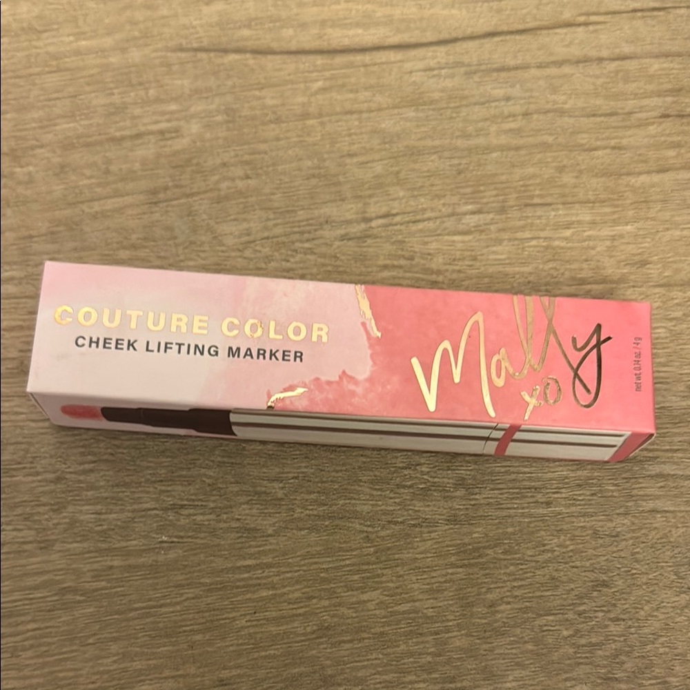 New mally cheek lifting marker.